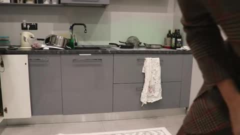 Snapshot of catty190 chatting on 02.21.25 catty online show from 02.21.25