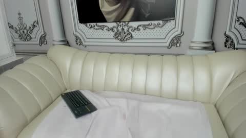 Snapshot of catty_dolldaddy chatting on 02.18.25 catty online show from 02.18.25