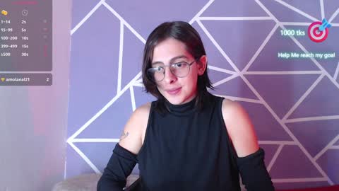 Snapshot of cava_pretty chatting on 01.03.25 cava_pretty online show from 01.03.25