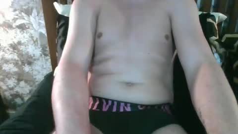 Snapshot of cb94x chatting on 11.17.25 CB94x online show from 11.17.25