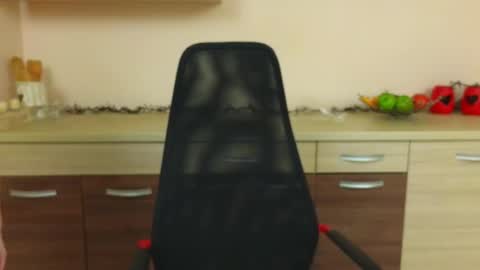 Ivanna online show from 10.31.25