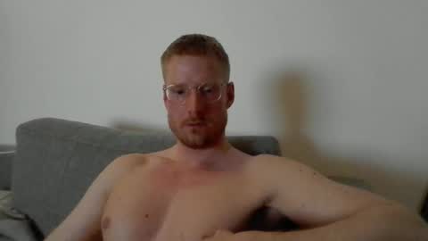 Snapshot of ccloser87 chatting on 02.01.26 ccloser87 online show from 02.01.26