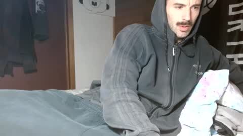 Snapshot of ccumshooter69 chatting on 02.18.25 ccumshooter69 online show from 02.18.25