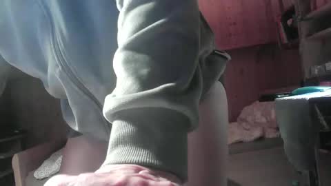 Snapshot of cd_99 chatting on 04.05.26 cd_99 online show from 04.05.26