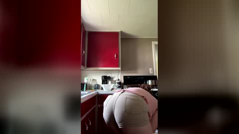 Snapshot of cecerose813 chatting on 04.12.26 cecerose813 online show from 04.12.26