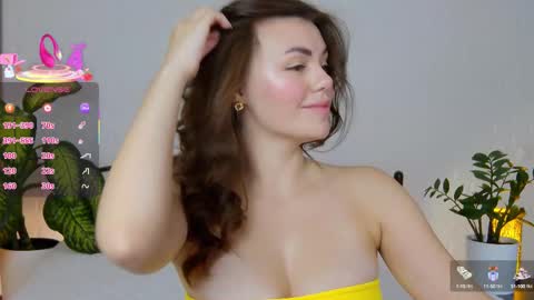 Snapshot of cecillaj chatting on 09.11.25 cecillaj online show from 09.11.25