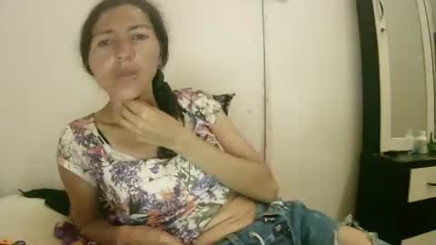 celeste198694 online show from 11.28.25