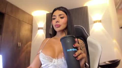 Snapshot of celeste_pervert chatting on 06.21.26 mia sofiabohorquez INSTAGRAM online show from 06.21.26