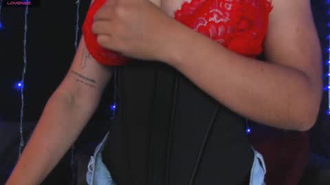 Snapshot of celeste_rodriguez_ chatting on 12.27.24 online show from 12.27.24