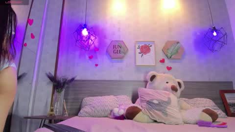 Snapshot of celeste_wang chatting on 02.20.26 Celeste online show from 02.20.26