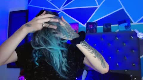 Snapshot of celesteswett chatting on 11.14.25 I am Valentinn online show from 11.14.25