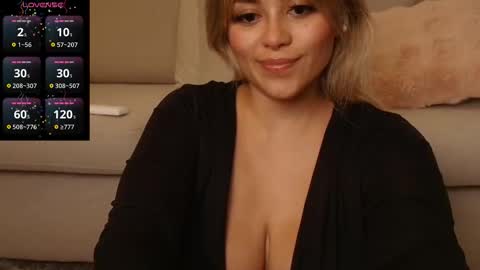 Celia online show from 11.17.25