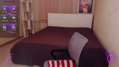 Snapshot of celine_faer1 chatting on 02.07.25 Celine online show from 02.07.25