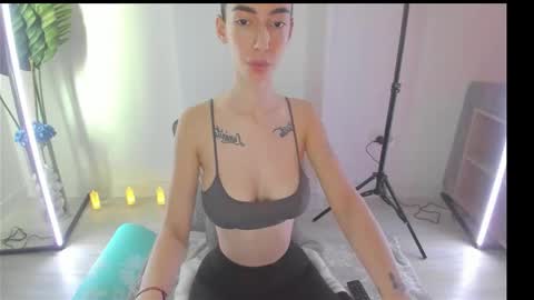 Celine Roxelle online show from 11.13.25