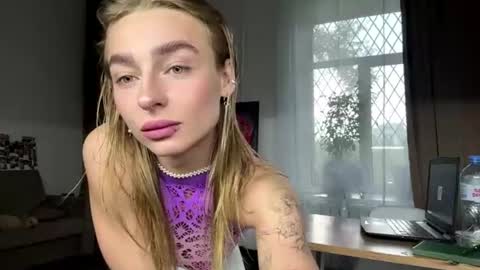 Snapshot of celineruppert chatting on 06.29.26 Amilia online show from 06.29.26