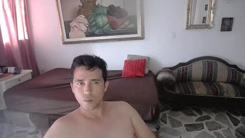 Snapshot of centurionjohnny chatting on 02.08.25 centurionjohnny online show from 02.08.25