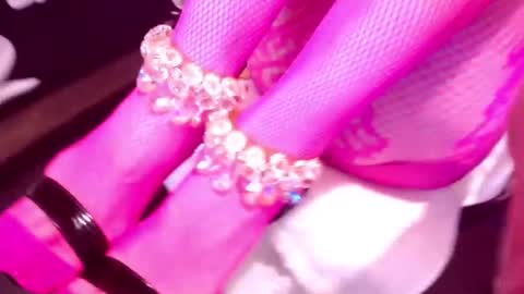 Snapshot of cerisedodd chatting on 12.14.25 Cerise online show from 12.14.25