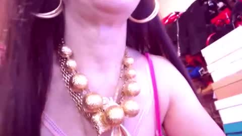 Snapshot of cerisedodd chatting on 12.20.25 Cerise online show from 12.20.25