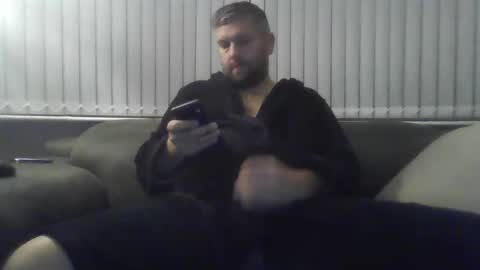 Snapshot of ch33ky85 chatting on 01.12.25 ch33ky85 online show from 01.12.25