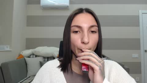 Kate online show from 01.08.25