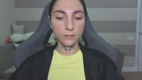 Snapshot of chabibiann chatting on 06.18.26 Kate online show from 06.18.26