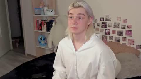 Snapshot of chad_logan chatting on 06.12.26 chad_logan online show from 06.12.26
