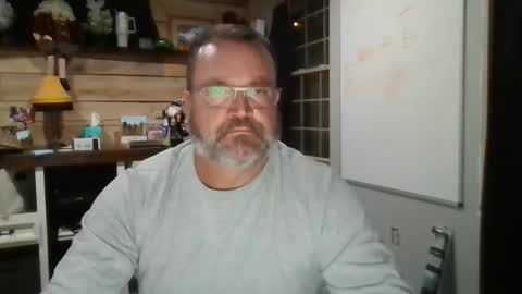 chadmichaell online show from 12.03.25