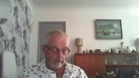 Champers online show from 07.10.26