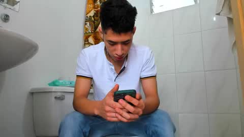 Snapshot of chandler_kenji chatting on 11.22.25 Kenji online show from 11.22.25