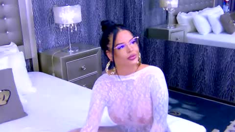 chanelledy1 online show from 10.10.25