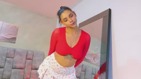CHANELL SIN online show from 06.10.26