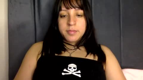 Snapshot of chanelsexyy chatting on 07.14.26 Viviana 3 online show from 07.14.26