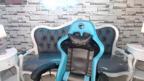 channel_blonde_a online show from 12.15.24