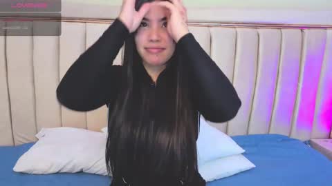 Snapshot of channeljonson chatting on 09.10.25 Channel online show from 09.10.25