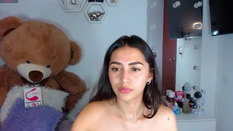 Isabella online show from 01.10.25