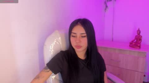 Chantall online show from 12.20.25