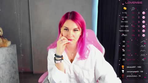 Snapshot of chaoka_ chatting on 01.23.25 Suzanna Snow online show from 01.23.25