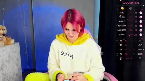 Snapshot of chaoka_ chatting on 01.30.25 Suzanna Snow online show from 01.30.25