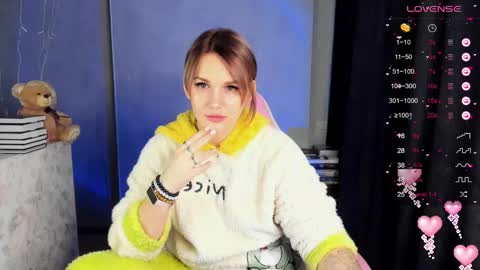 Snapshot of chaoka_ chatting on 02.25.25 Suzanna Snow online show from 02.25.25