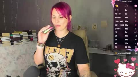 Snapshot of chaoka_ chatting on 09.24.25 Suzanna Snow online show from 09.24.25