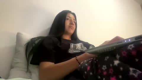 Snapshot of chaos_wild chatting on 03.06.25 Violeta online show from 03.06.25