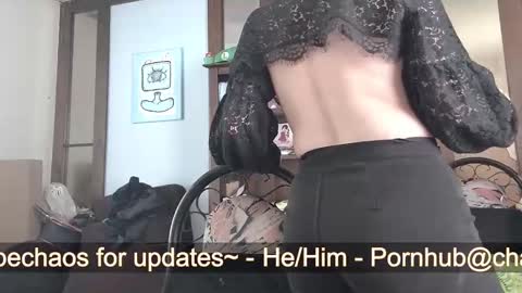 Snapshot of chaoticsugarcube chatting on 09.30.25 chaoticsugarcube online show from 09.30.25