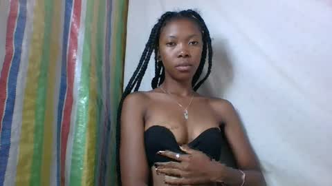 Snapshot of chariola0101 chatting on 01.27.25 chariola0101 online show from 01.27.25