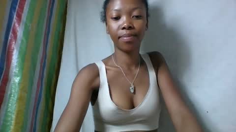Snapshot of chariola0101 chatting on 02.02.25 chariola0101 online show from 02.02.25
