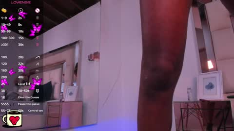 charis_hill online show from 12.22.24