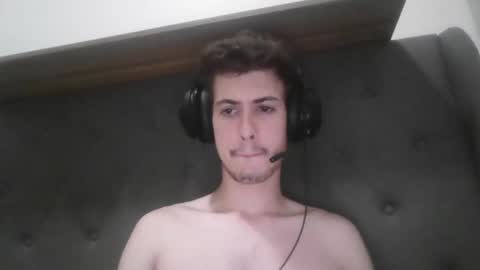 Snapshot of charismaticcharm chatting on 01.09.25 charismaticcharm online show from 01.09.25