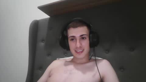 Snapshot of charismaticcharm chatting on 01.17.25 charismaticcharm online show from 01.17.25