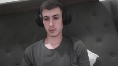 Snapshot of charismaticcharm chatting on 01.21.25 charismaticcharm online show from 01.21.25