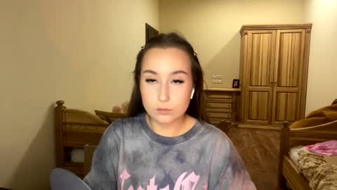 Trixie online show from 11.30.25