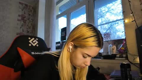 Nancy online show from 12.17.25